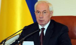 Азаров бачить симптоми другої хвилі світової кризи