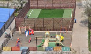 У районі ЛПЗ відкрили сучасний спортмайданчик