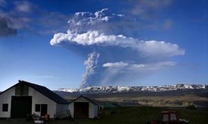 Через вулкан в Ісландії скасовано десятки авіарейсів по Європі