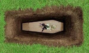 У Луцьку похорони у вихідні стали проблемою 