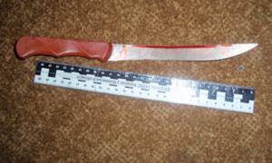 Чоловік порізав колишню дружину, бо не хотіла повернутись до нього