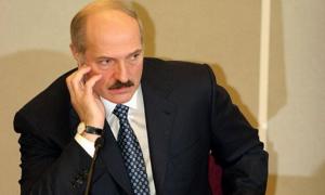 Лукашенку соромно за білорусів, які в паніці скуповують товари в магазинах