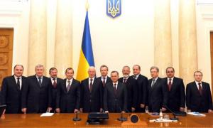 Українці зневірились в усіх без виключення політиках