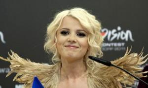 «Ангел» Міка Ньютон переїхала в Місто янголів 