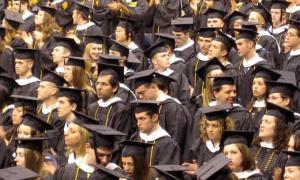 Більшість українців готові здобувати додаткову освіту заради кар’єри