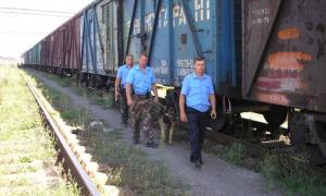 Західні потяги супроводжуватиме воєнізована охорона залізниці