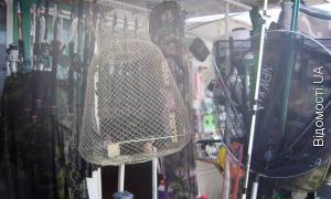 В Україні заборонили ввіз електровудок та рибальських сіток