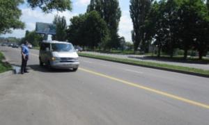 На смугах Євро у Харкові не можна паркуватися 