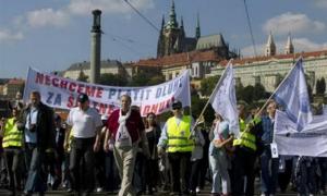Чехи страйкують проти підвищення пенсійного віку та бюджетних реформ