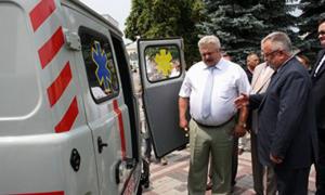 5 районних лікарень Волині отримали автомобілі «швидкої допомоги» 