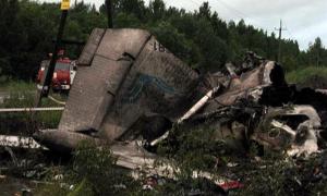 Слідство РФ висунуло три версії аварії літака у Росії