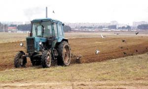 80% українців проти, щоб земля стала товаром