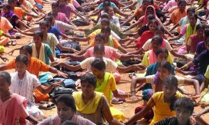 В Індії однорічним дівчаткам батьки міняють стать