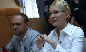 Тимошенко хоче викликати у суд Азарова