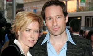 Девід Духовни хоче розлучитися після 14 років шлюбу