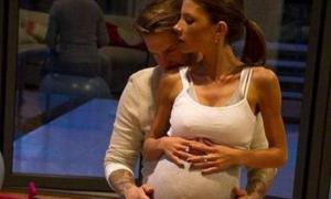 Вікторія Бекхем народила доньку