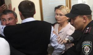 Охоронець Тимошенко вдарив в обличчя фотокореспондента