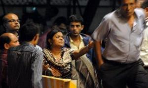 Від потрійного теракту в Мумбаї загинуло 18 чоловік