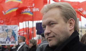 Президент звільнив главу Держфінпослуг Василя Волгу