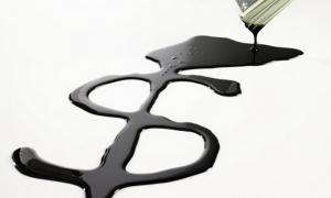 Нафта дешевшає на тлі економічних проблем у США