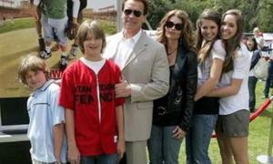 Шварценеггер помирився з дружиною?