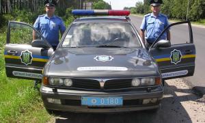 Йшов повз ферму і вирішив угнати машину