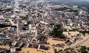 Північ Таїланду потопає від повеней