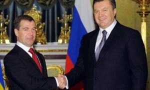 У Сочі Янукович із Медведєвим говоритиме про спорт і про газ