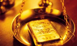 Золото подешевшало майже на 2%