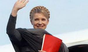 Журналісти і депутати стали в чергу, щоб потрапити на суд Юлії Тимошенко
