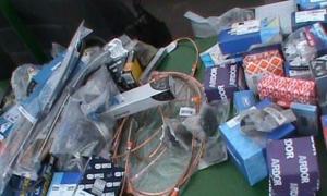 На Ягодині затримали контрабандний жіночий одяг