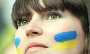 Волонтерами Євро-2012 найчастіше хочуть стати молоді жінки