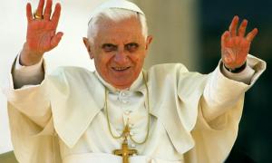 На Папу Римського подали до Гаазького суду через педофілію