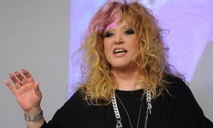 Аллу Пугачову переслідує довговолосий прихильник