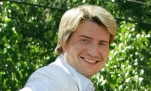 Микола Басков вициганив у мільярдера яхту на день народження