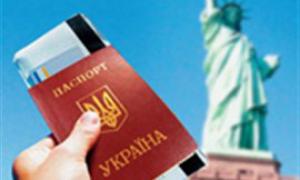 Лише 8% українців хочуть жити і працювати за кордоном