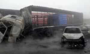 Через туман у Бразилії зіштовхнулися 300 автомобілів