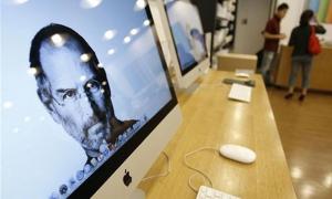 Засновника Apple поховають за буддистським обрядом