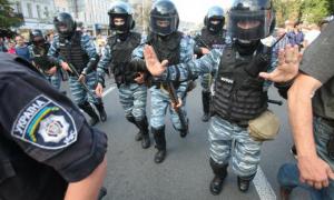 Завтра під Печерським судом чергуватиме 100 міліціонерів, ще 100 — в резерві