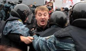 Будинок і громадську приймальню бютівця Євгена Суслова обшукують УБОЗівці