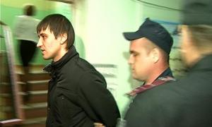 Журналістам показали камеру, в якій сидить Ландик
