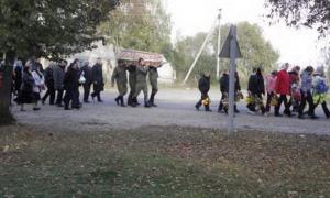 У Рожищенському районі перепоховали невідомого солдата 
