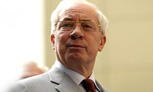Опозиція вимагає порушити справу проти Азарова
