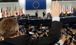 Європарламент продовжуватиме переговори з Україною про асоціацію