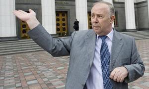 Партія регіонів заборонила своїм губернаторам йти на парламентські вибори