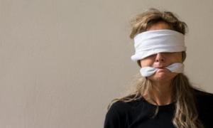 Шлюбним агенціям видаватимуть ліцензії, попереджаючи торгівлю українськими жінками