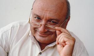 Жванецького тягнуть до суду за несплату «комуналки»