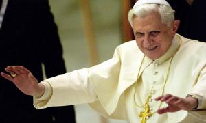 У Німеччині за жарти над Папою Римським звільнятимуть
