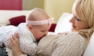 На Волині понад половина матусь годує малюків до півроку виключно груддю