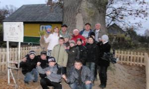 800–літнього оваднівського дуба рятували всією громадою